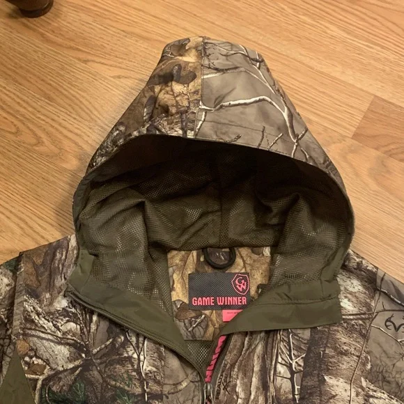 Camo Hooded Lightweight Rain Jacket - Picture 5 of 10